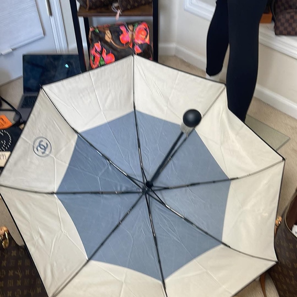 Chanel Umbrella & Pouch - Picture 9 of 9